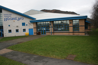 Glaslyn Leisure Centre before the green space transformation